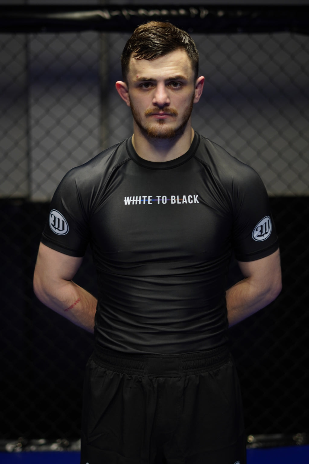 Rashguard Minimal Black - Proceso consolidado