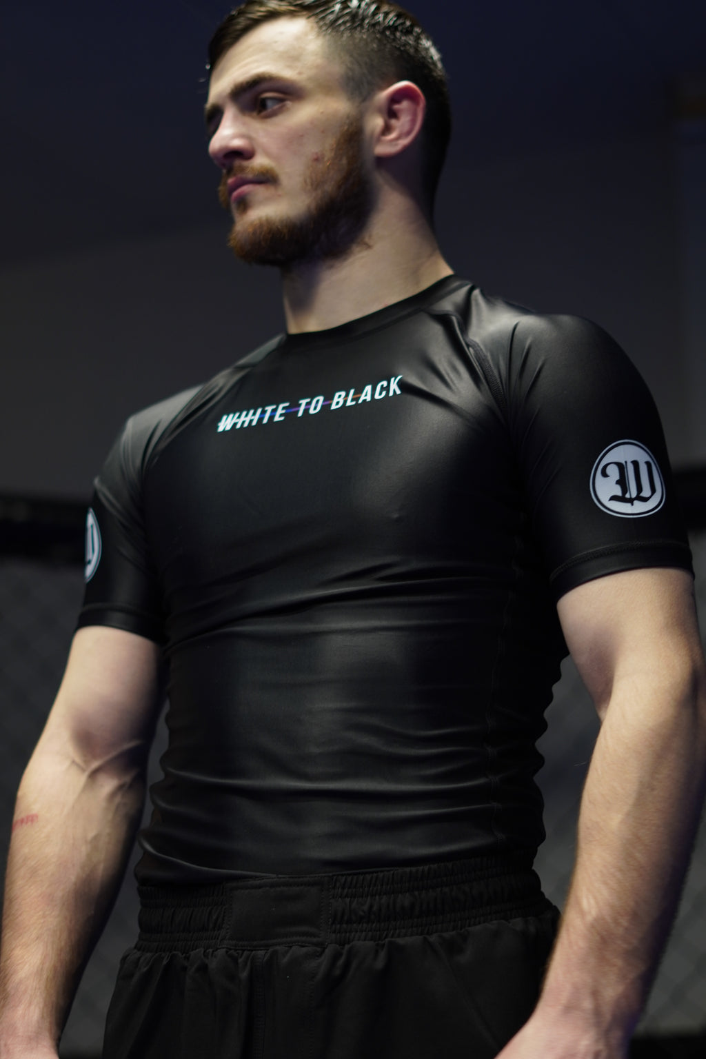 Rashguard Minimal Black - Proceso consolidado