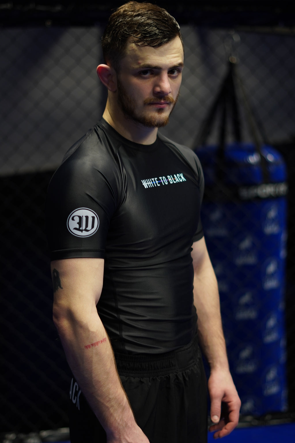 Rashguard Minimal Black - Proceso consolidado