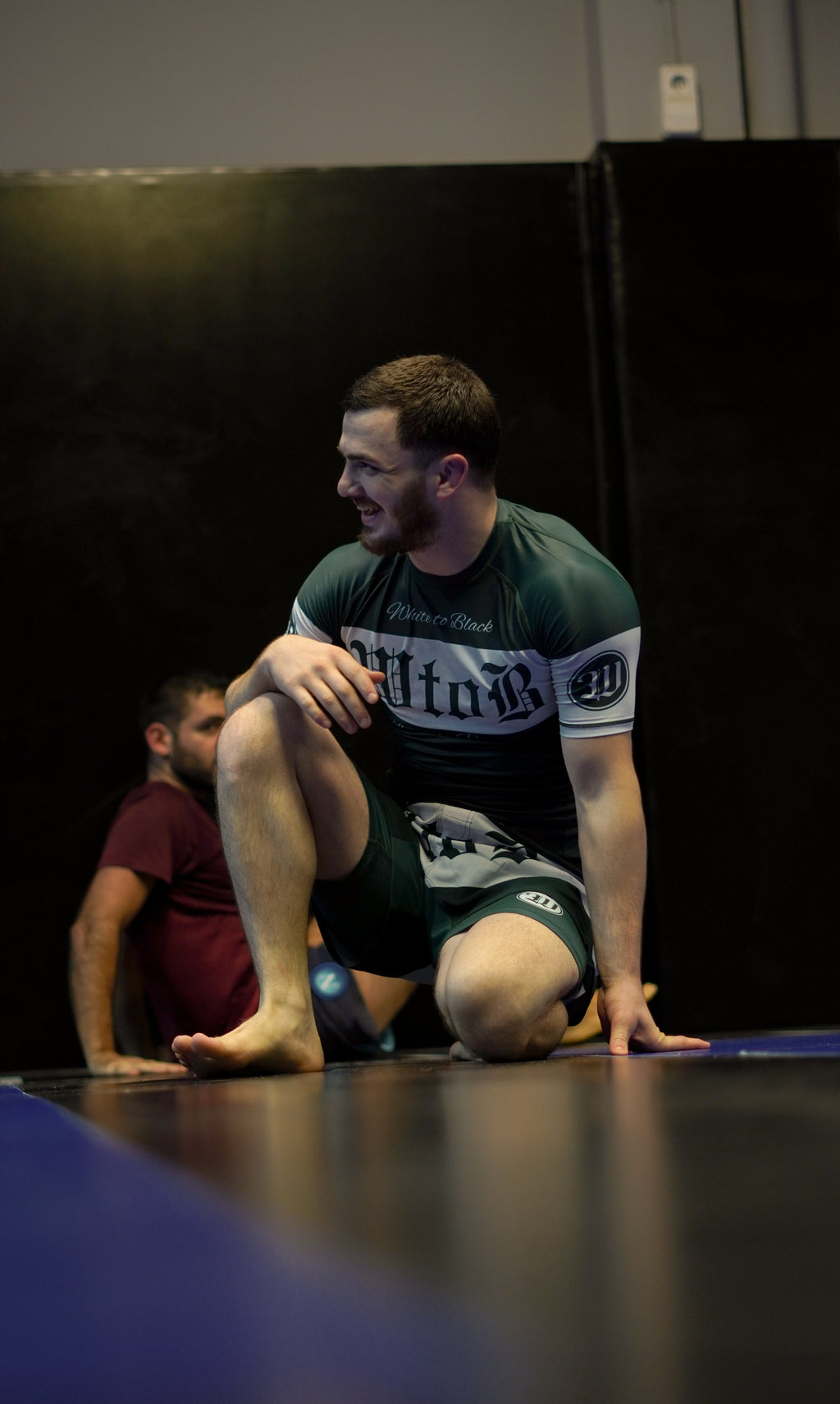Rashguard Striker - Identidad de Combate